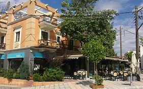Yiannis Apartments